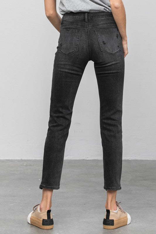 MID-RISE ANKLE STRAIGHT JEANS