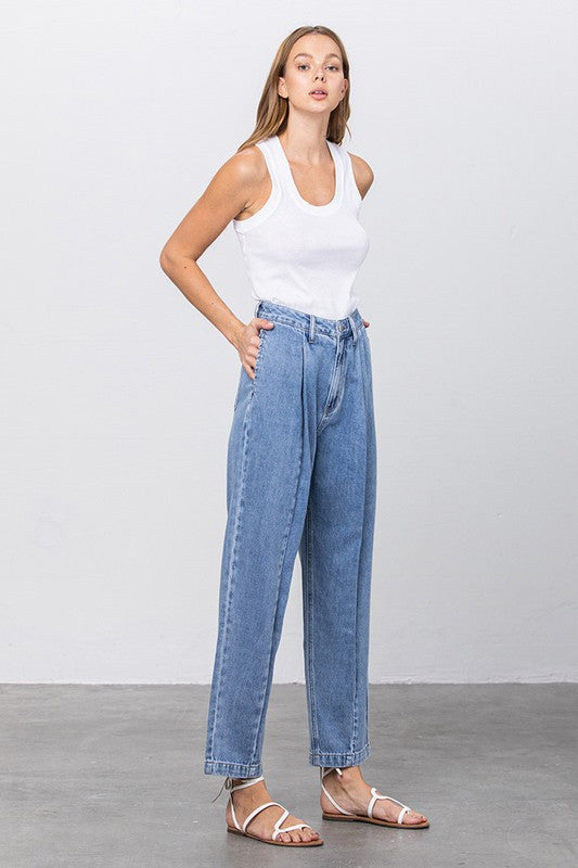 HIGH WAIST SLOUCHY JEANS