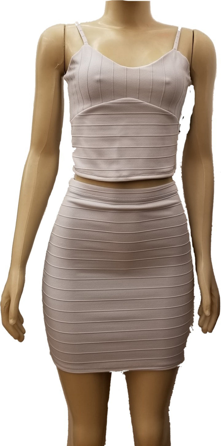 JUNIOR'S BANDAGE CROP TOP AND SKIRT SET