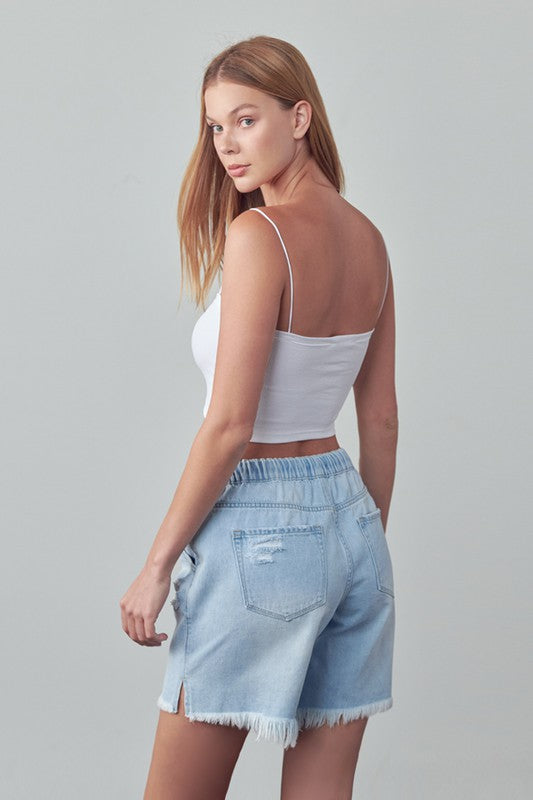 MID-RISE SLOUCH SHORTS