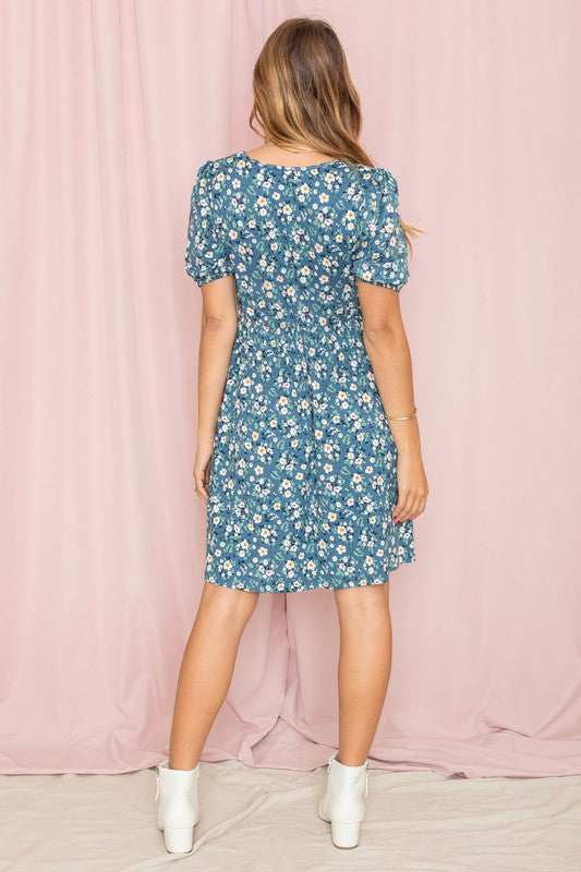 Gathered Sleeve Daisy Floral Midi Dress