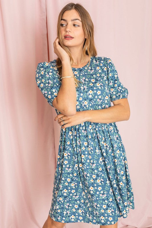 Gathered Sleeve Daisy Floral Midi Dress