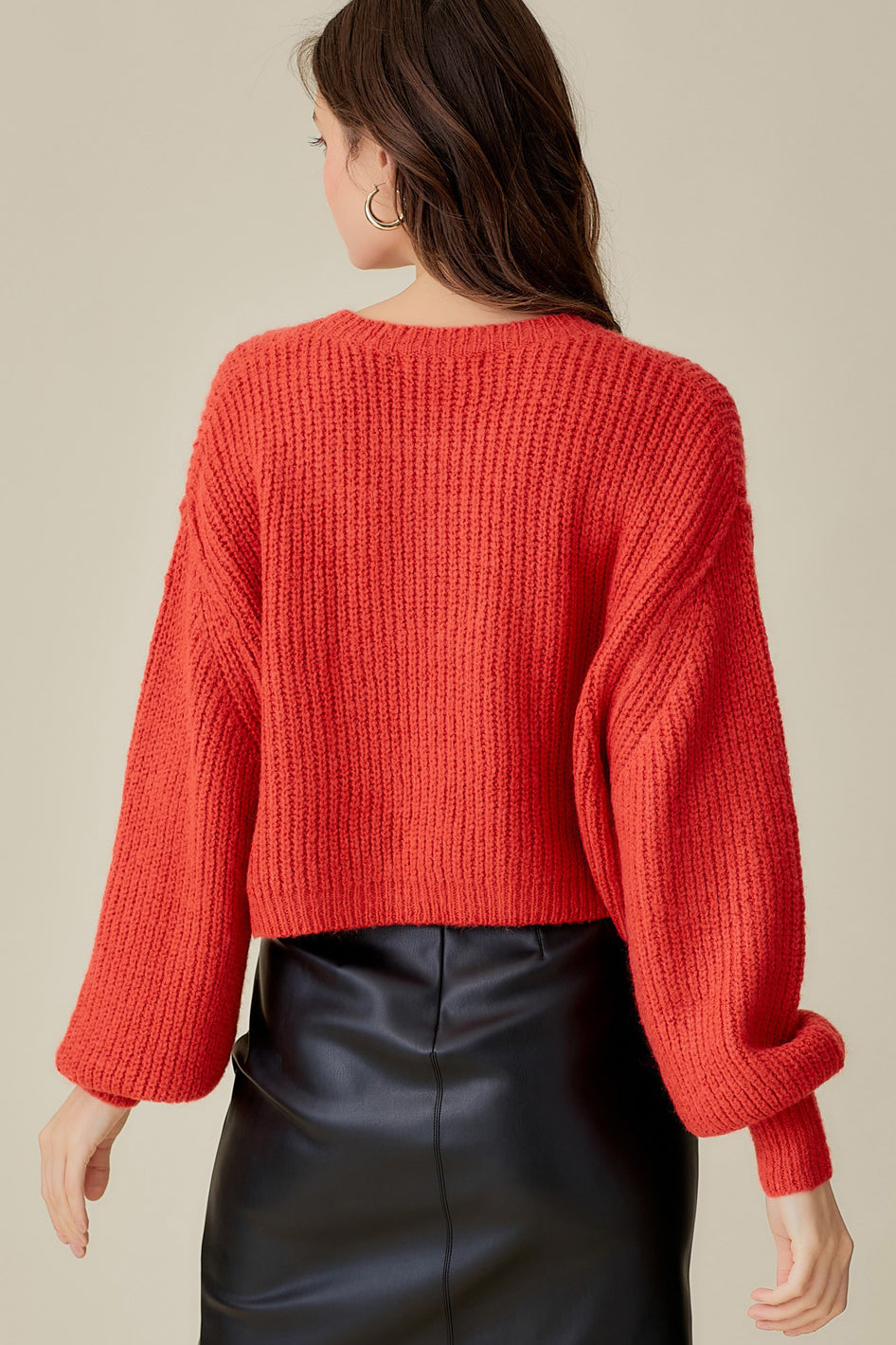 Round Neck Crop Sweater Top - Azoroh