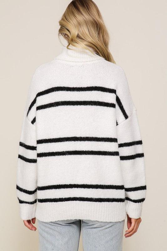 Turtle Neck Pinstripe Sweater - Azoroh