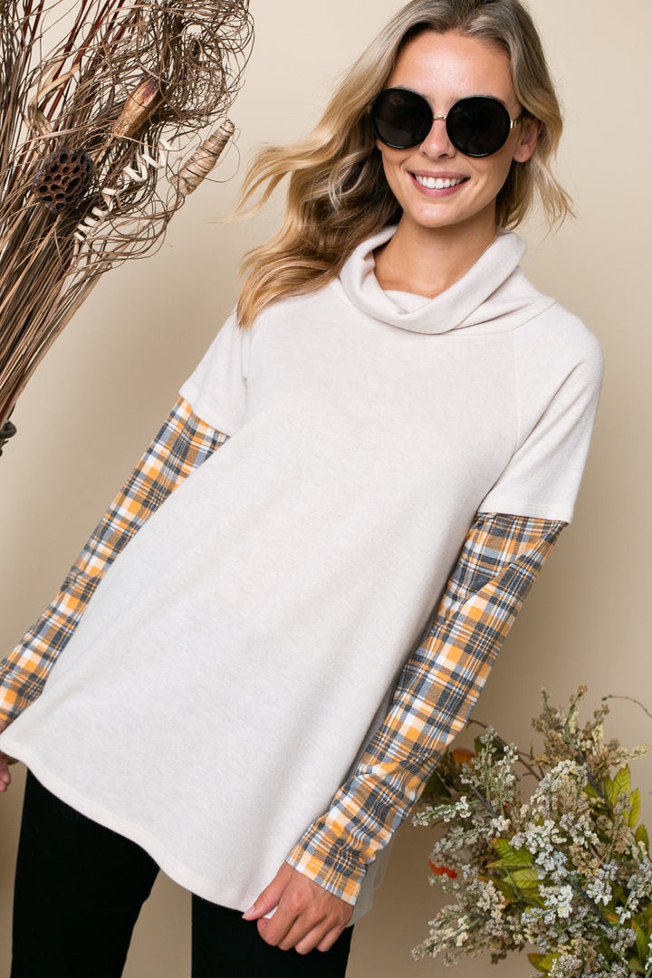 PLAID MIXED TURTLE NECK TOP