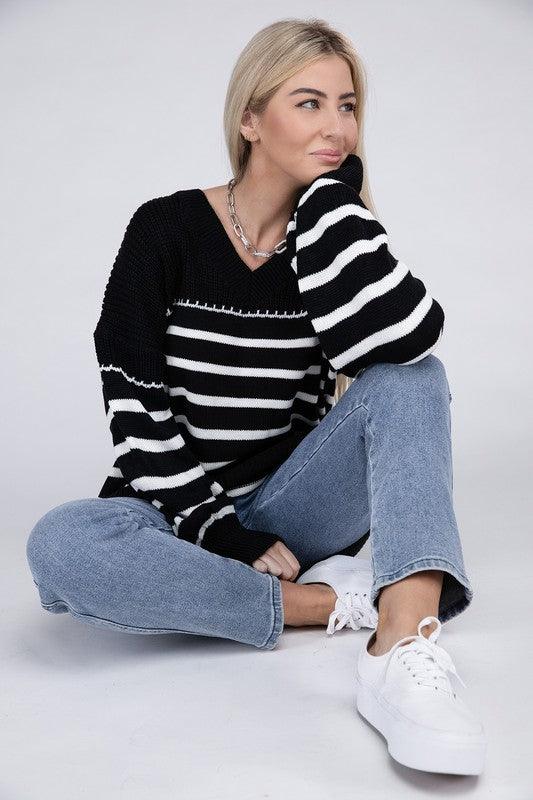 Striped Pattern Knit Sweater - Azoroh