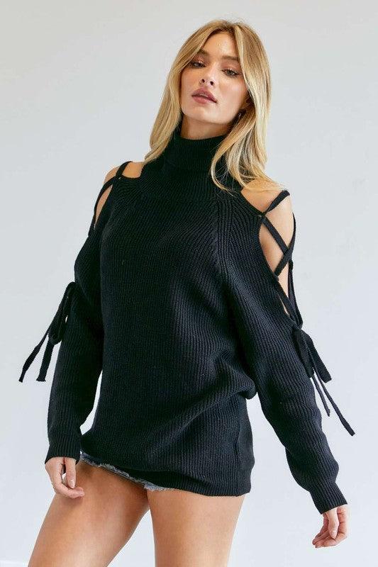 Solid Turtleneck Cutout Long Sleeve Sweater - Azoroh
