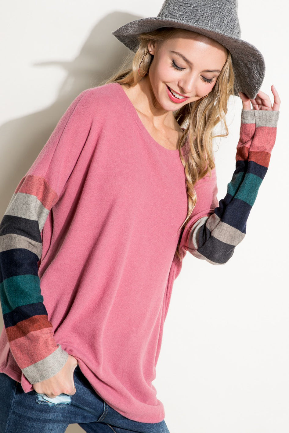 COZY COLORBLOCK TOP