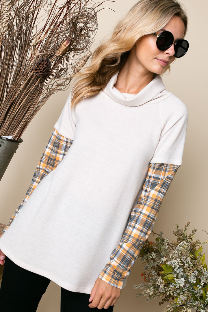 PLAID MIXED TURTLE NECK TOP