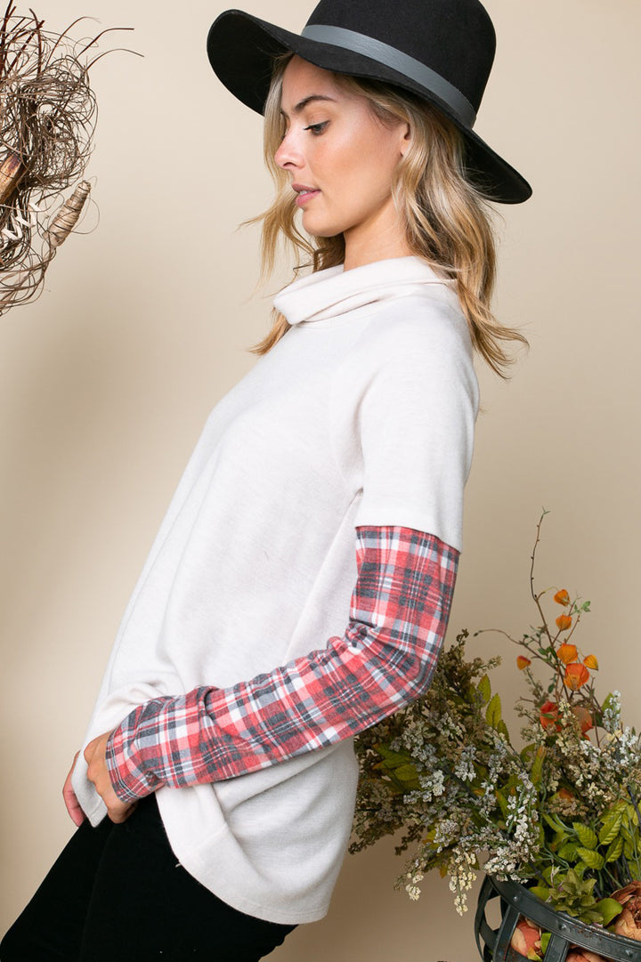 PLAID MIXED TURTLE NECK TOP