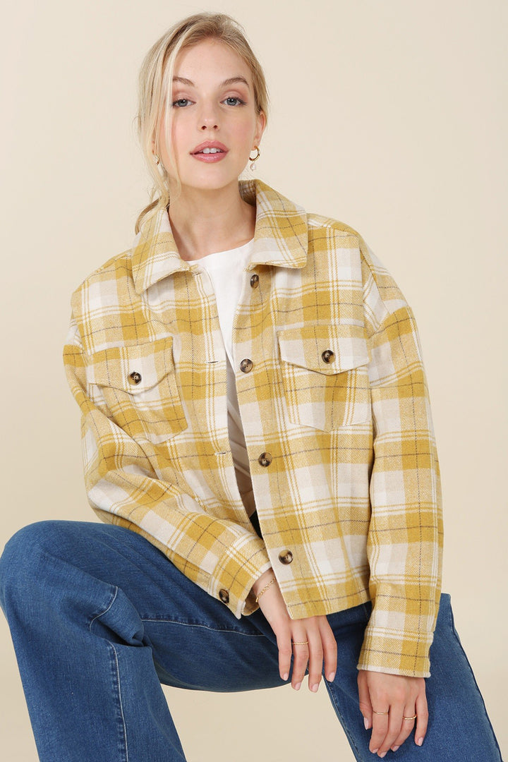 Plaid short shacket with pockets