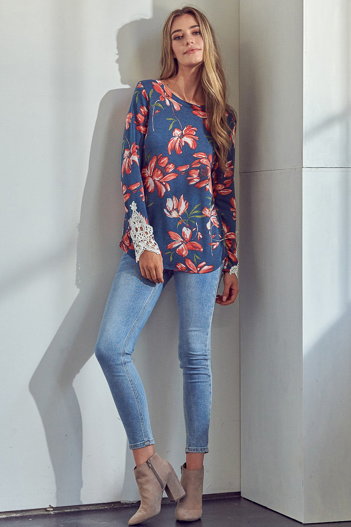 FLORAL JERSEY CROCHET PATCH TOP